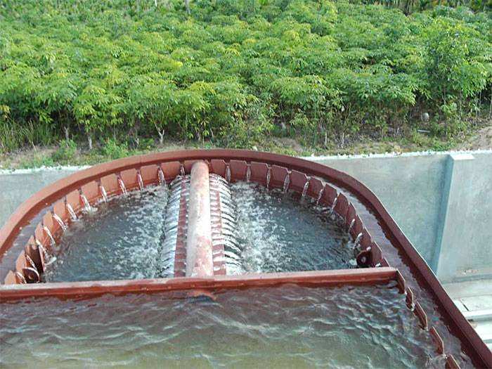 一(yī)體(tǐ)化(huà)淨水(shuǐ)設備